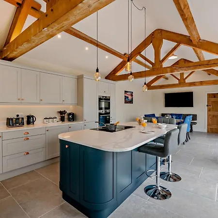 3 Bed In 94743 度假居 *