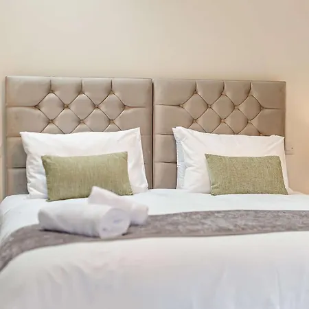 3 Bed In 94743 * 佩特利布里奇