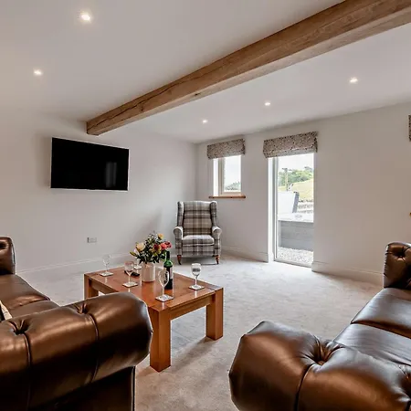 3 Bed In Harrogate Oc-94743 *